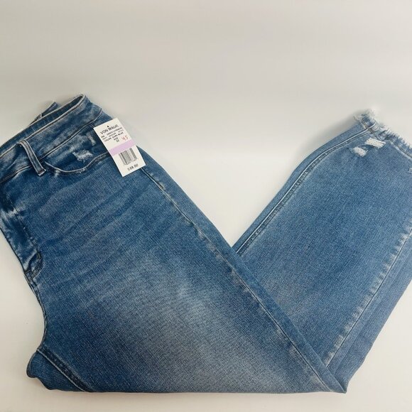 NWT LOVERVET by Vervet Size 32 High Rise Slim Fit Straight Leg Distress Ankle - Picture 1 of 10